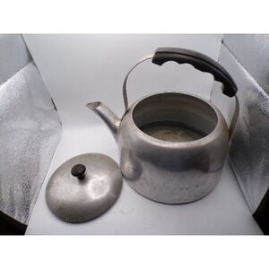 Wear-Ever Aluminum Teapot Kettle with Lid Vintage Stovetop Kitchenware